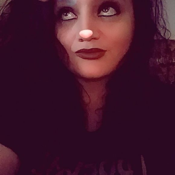 Meet your Posher, Jovita - Picture 1 of 1